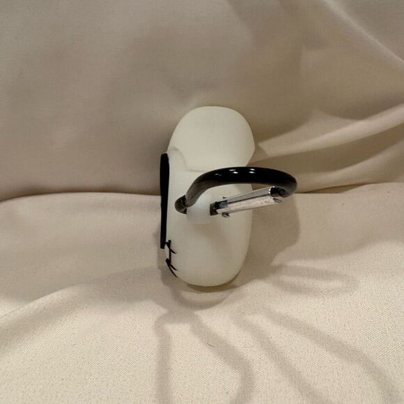 NBC Jack Skellington Case Apple AirPods 1/2 Wireless Headphone Case w/ Carabiner - Picture 3 of 6